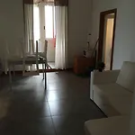 Alojamento de Acomodação e Pequeno-almoço Chez Moi