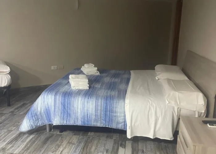 科斯莫伊住宿加早餐旅馆 住宿加早餐酒店 那不勒斯