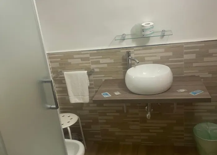 科斯莫伊住宿加早餐旅馆 3* 那不勒斯