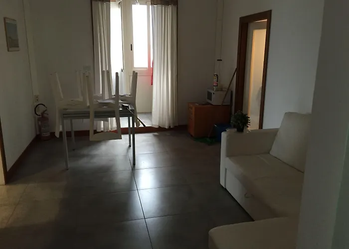 住宿加早餐酒店 科斯莫伊住宿加早餐旅馆