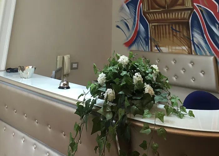 科斯莫伊住宿加早餐旅馆 3* 那不勒斯