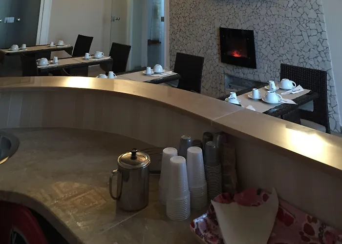 科斯莫伊住宿加早餐旅馆 住宿加早餐酒店 那不勒斯