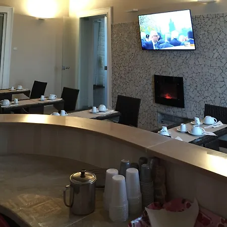 Panzió Chez Moi Nápoly