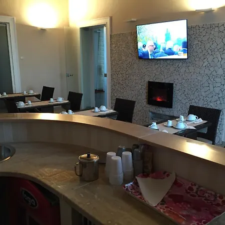 Chez Moi Panzió Nápoly